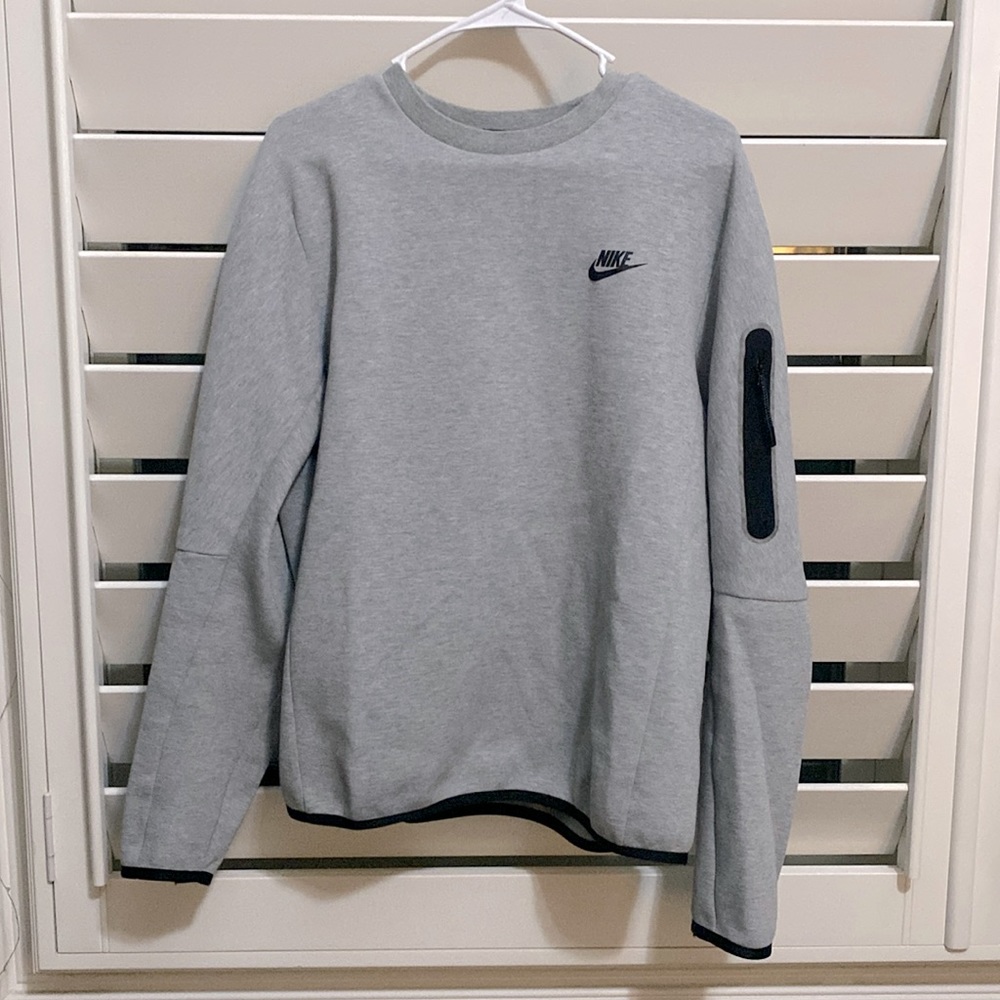 Grey Nike Tech Sweatshirt